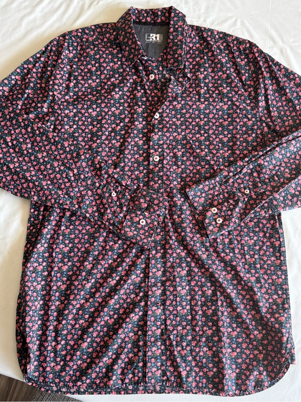Men's Long-Sleeve Floral Dress Shirt from Simon’s brand Le 31